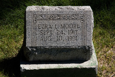 ezramooregravestone.jpg